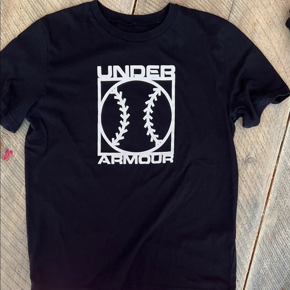 Under Armour Kids XL Black Tee with White Baseball Logo - Picture 3 of 3